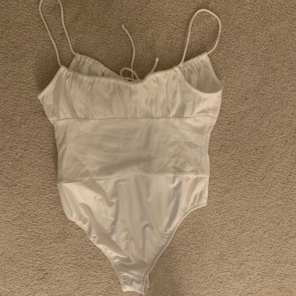 Princess Polly Bodysuit - Picture 2 of 5